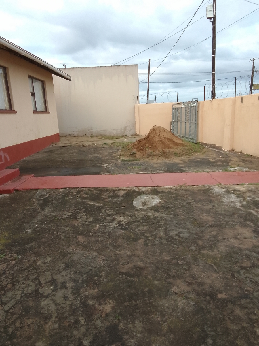 3 Bedroom Property for Sale in Mdantsane Nu 17 Eastern Cape